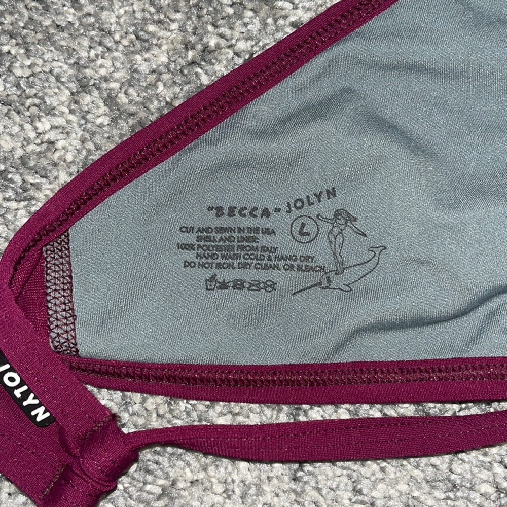 Jolyn Becca top. Size L. Not sold in stores anymore. - Picture 3 of 3